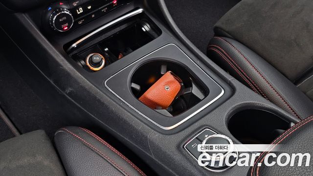 Mercedes-Benz CLA-Class 2018 — photo 27