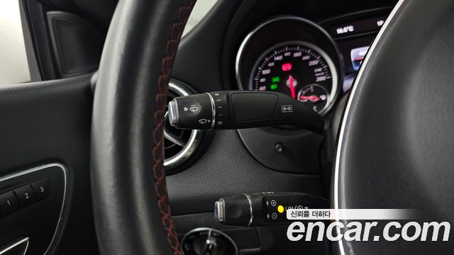 Mercedes-Benz CLA-Class 2018 — photo 30