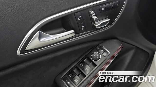 Mercedes-Benz CLA-Class 2018 — photo 31