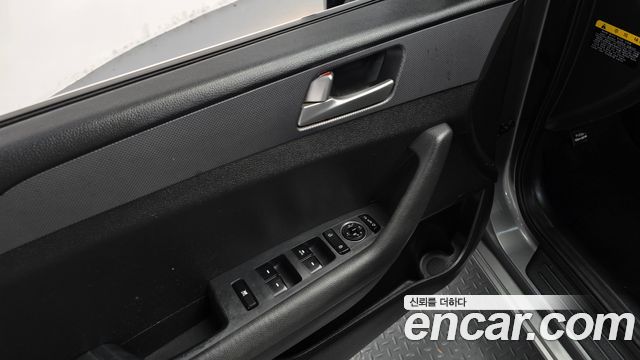 Hyundai Sonata 2017 — photo 17