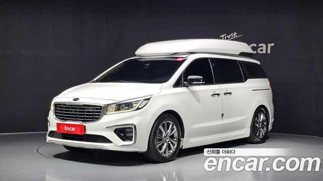 Kia Canival 2019 — photo 1