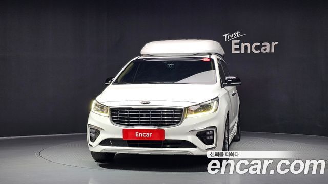 Kia Canival 2019 — photo 3