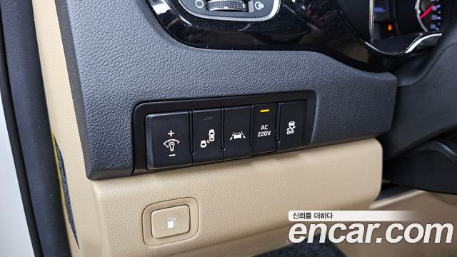 Kia Canival 2019 — photo 22