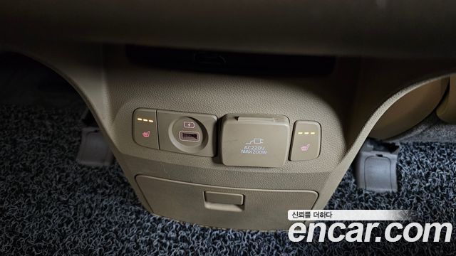 Kia Canival 2019 — photo 25