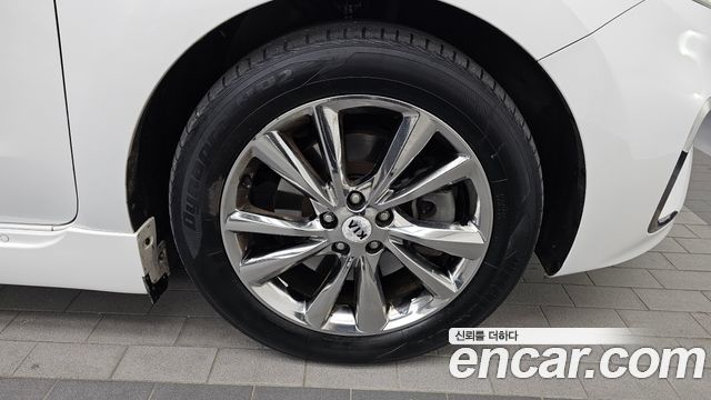 Kia Canival 2019 — photo 7