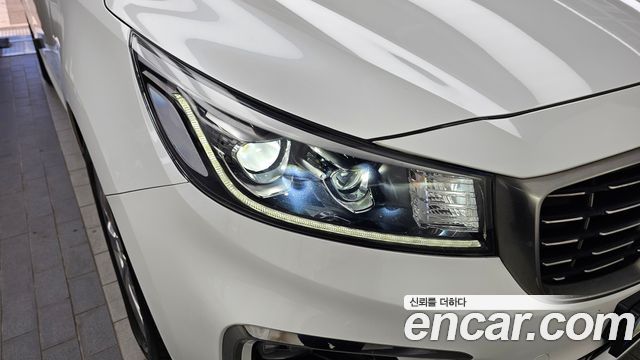 Kia Canival 2019 — photo 8