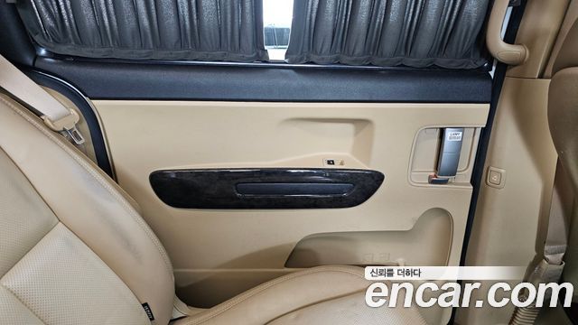 Kia Canival 2019 — photo 15