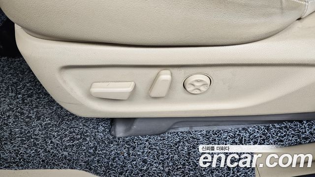 Kia Canival 2019 — photo 31