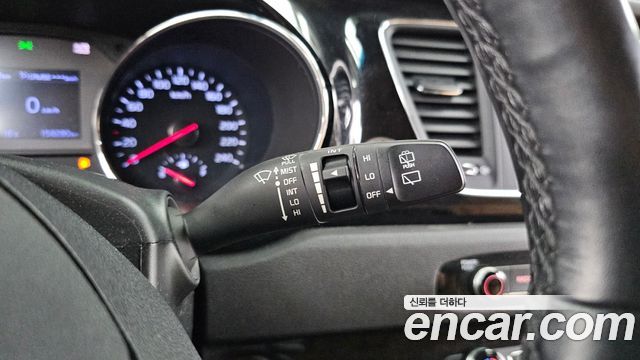 Kia Canival 2019 — photo 33