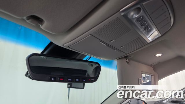 Genesis EQ900 2018 — photo 17