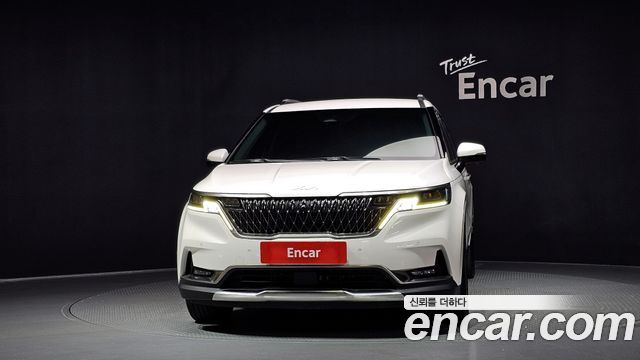 Kia Canival 2022 — photo 3