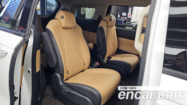 Kia Canival 2022 — photo 12