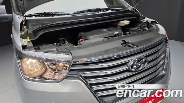 Hyundai Starex 2019 — photo 6