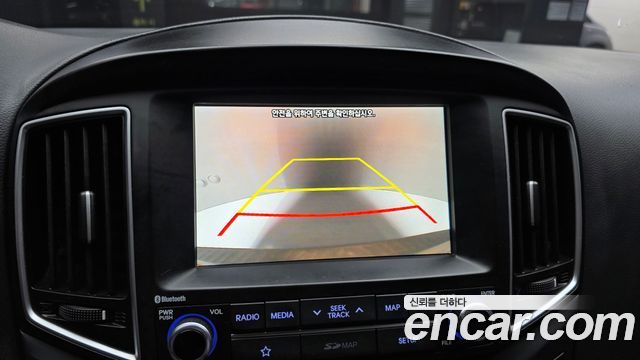 Hyundai Starex 2019 — photo 15