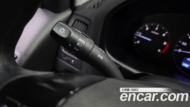 Hyundai Starex 2019 — photo 19