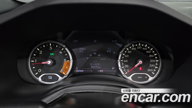 Jeep Renegade 2020 — photo 8
