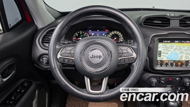Jeep Renegade 2020 — photo 13