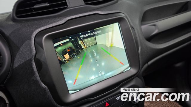 Jeep Renegade 2020 — photo 15