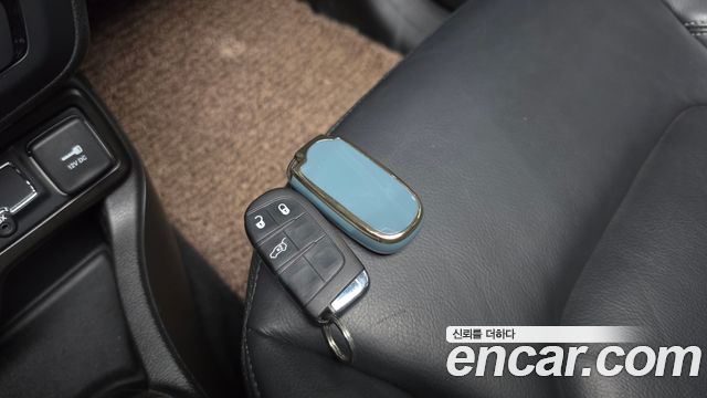 Jeep Renegade 2020 — photo 16
