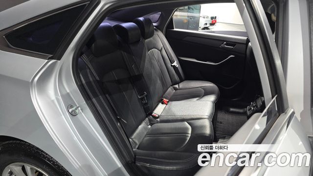 Hyundai Sonata 2020 — photo 17