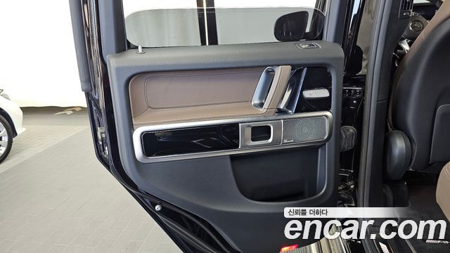 Mercedes-Benz G-Class 2020 — photo 15