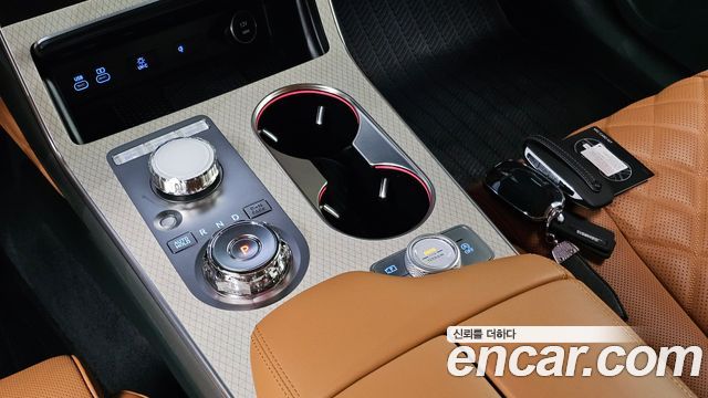 Genesis GV80 2025 — photo 12