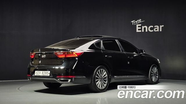 Kia K7 2017 — photo 2