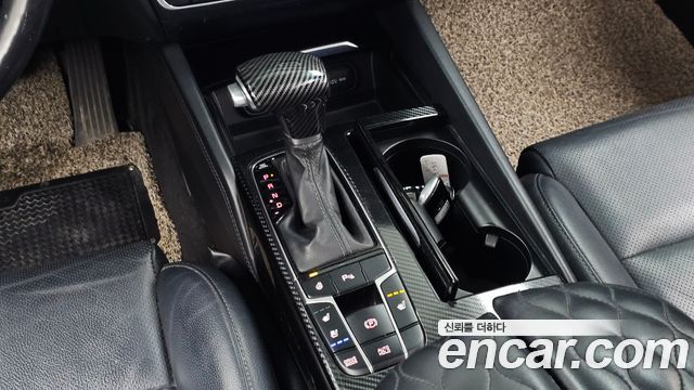 Kia K7 2017 — photo 9