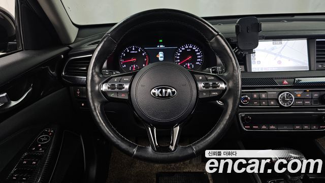 Kia K7 2017 — photo 13