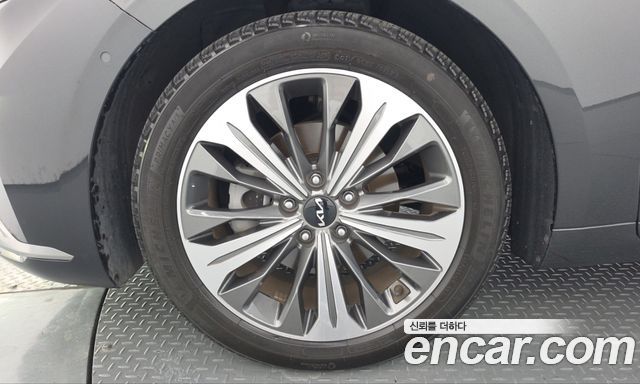 Kia K8 2022 — photo 5