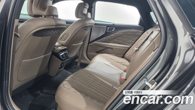 Kia K8 2022 — photo 17