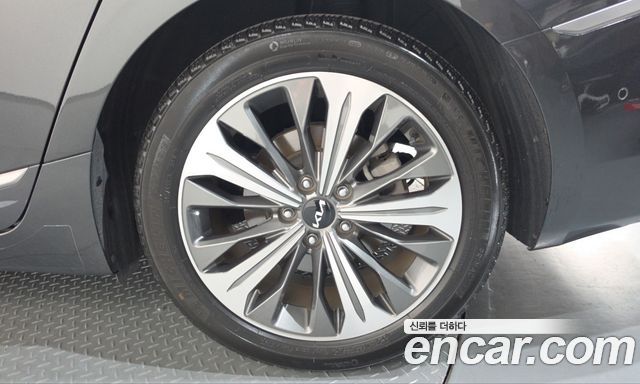 Kia K8 2022 — photo 7
