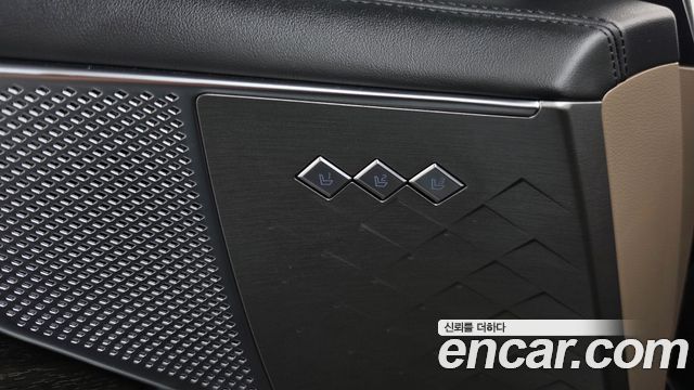 Kia K8 2022 — photo 36