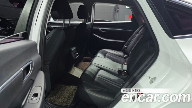 Hyundai Sonata 2020 — photo 18