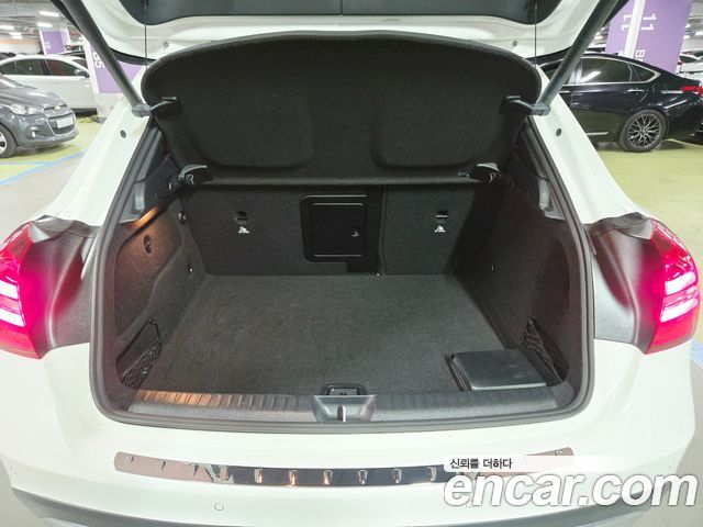Mercedes-Benz GLA-Class 2018 — photo 19