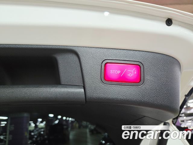 Mercedes-Benz GLA-Class 2018 — photo 20