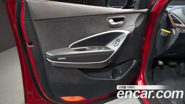 Hyundai Santafe 2016 — photo 14