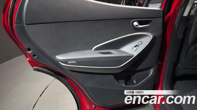 Hyundai Santafe 2016 — photo 15