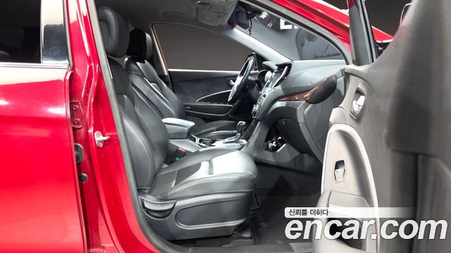 Hyundai Santafe 2016 — photo 16