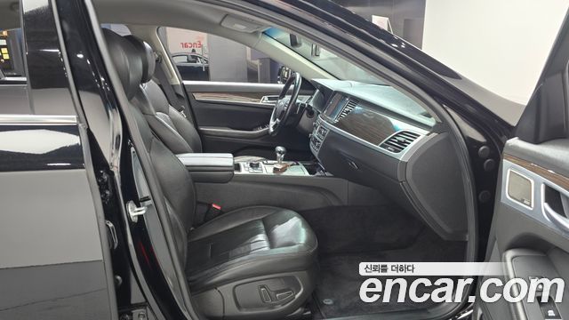 Genesis G80 2017 — photo 16