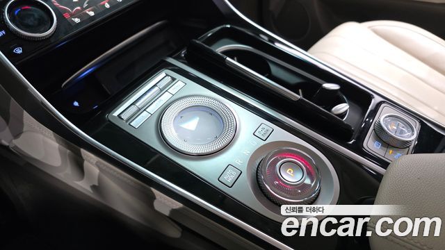 Genesis GV80 2022 — photo 12
