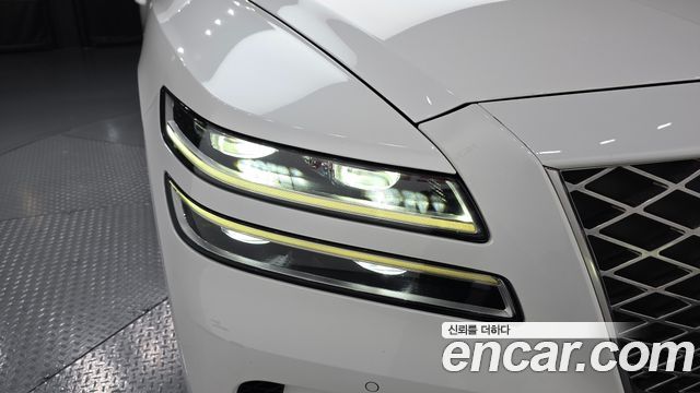 Genesis GV80 2022 — photo 8