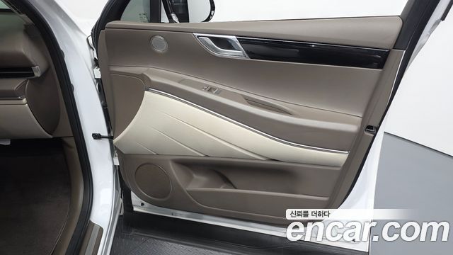 Genesis GV80 2022 — photo 14