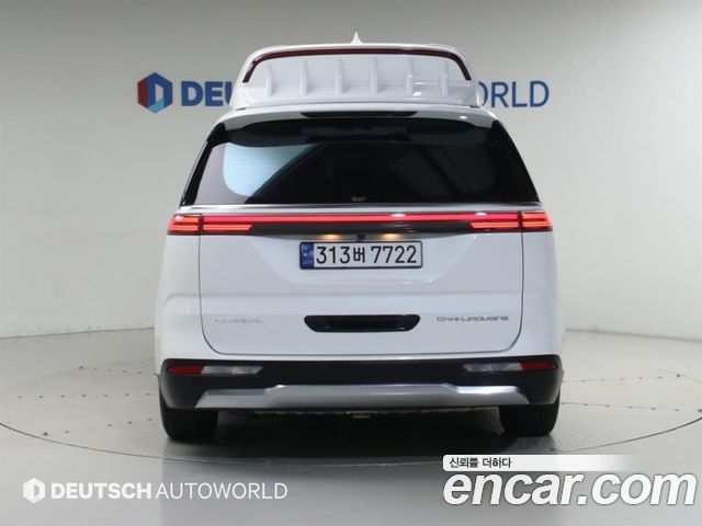 Kia Canival 2021 — photo 4