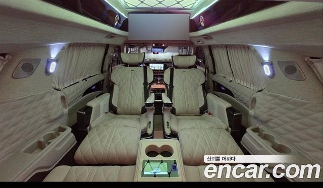 Kia Canival 2021 — photo 17