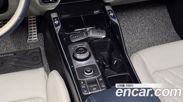 Kia Sorento 2023 — photo 12