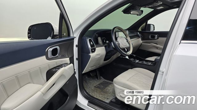 Kia Sorento 2023 — photo 13