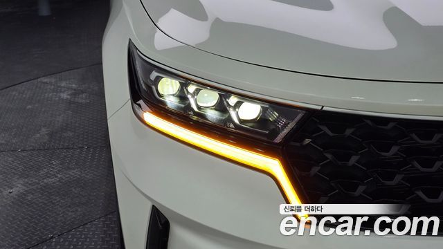 Kia Sorento 2023 — photo 8