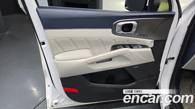 Kia Sorento 2023 — photo 14