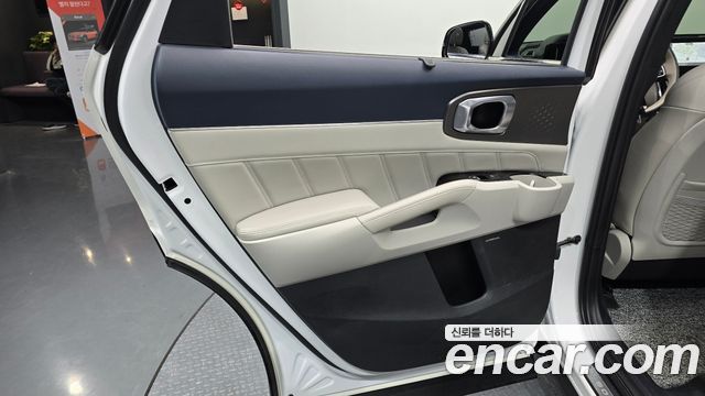 Kia Sorento 2023 — photo 15